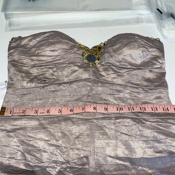 NWOT Bebe Bustier Corset Strapless Top Metallic Cream Jeweled Size Medium - Picture 9 of 9